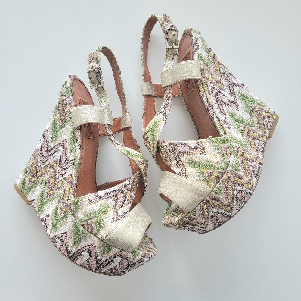 ❤️ SOLD ❤️ Missoni Wedges